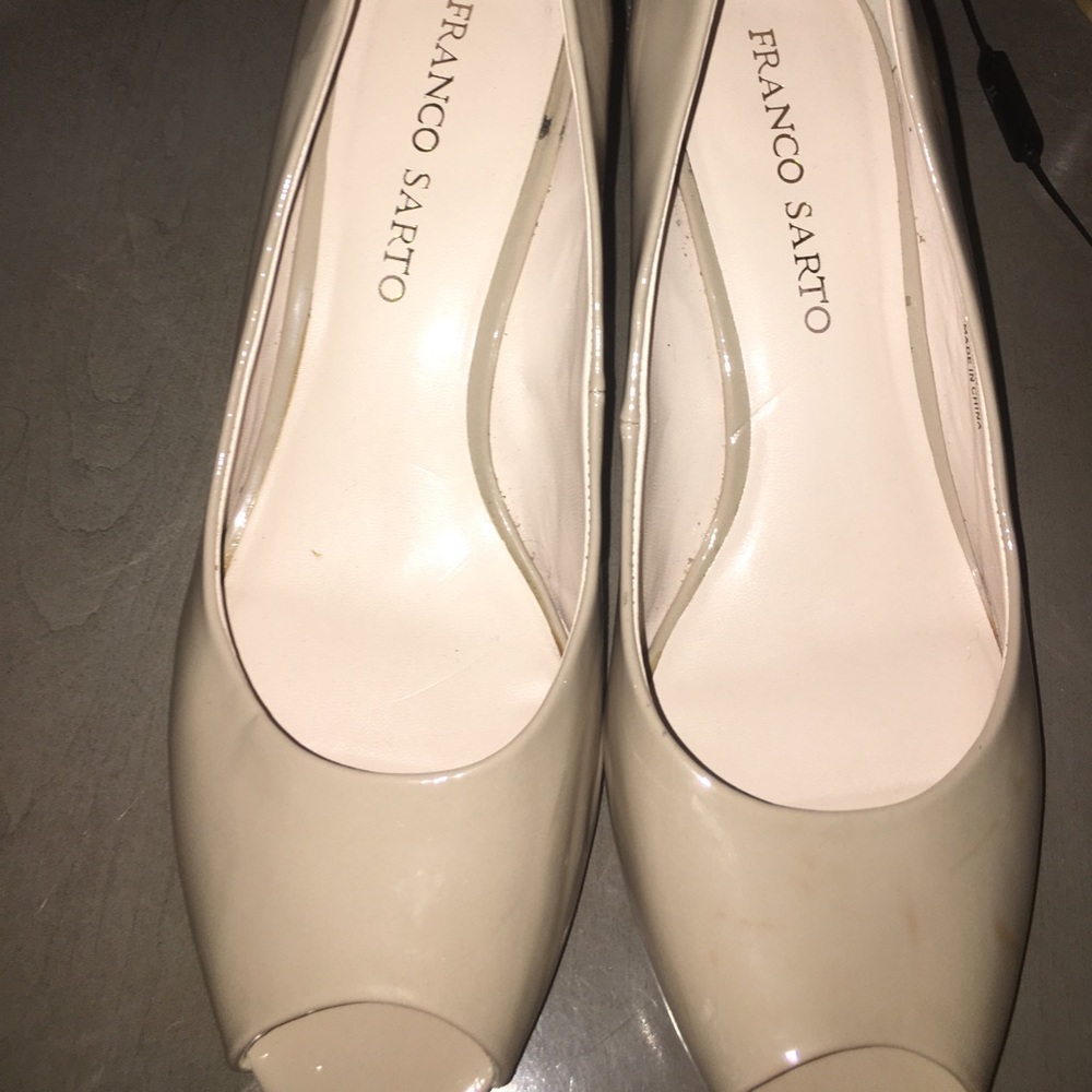 Peep toe wedges